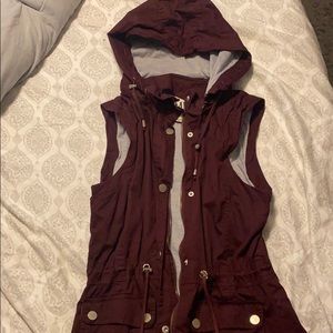 Maroon lightweight vest
